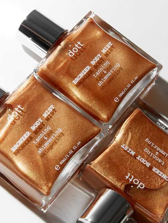 Бронзер спрей для тіла Bronzer Body Mist - dott — продукт, який